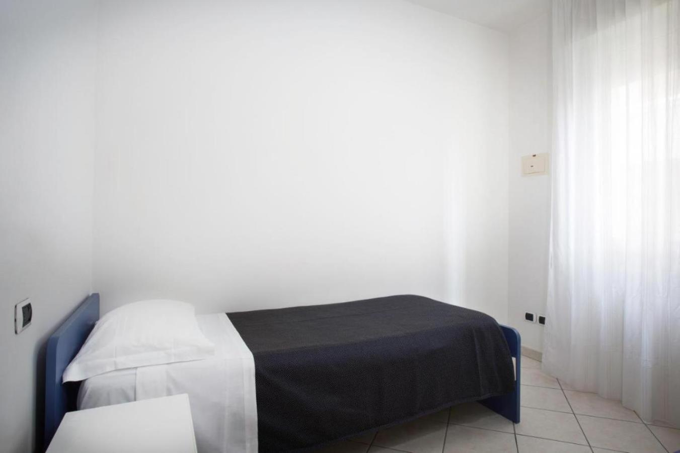 Apartamento Residenza Raggio Riccione Exterior foto